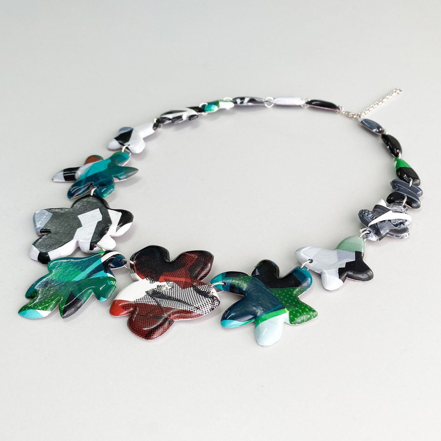 Collar Flora