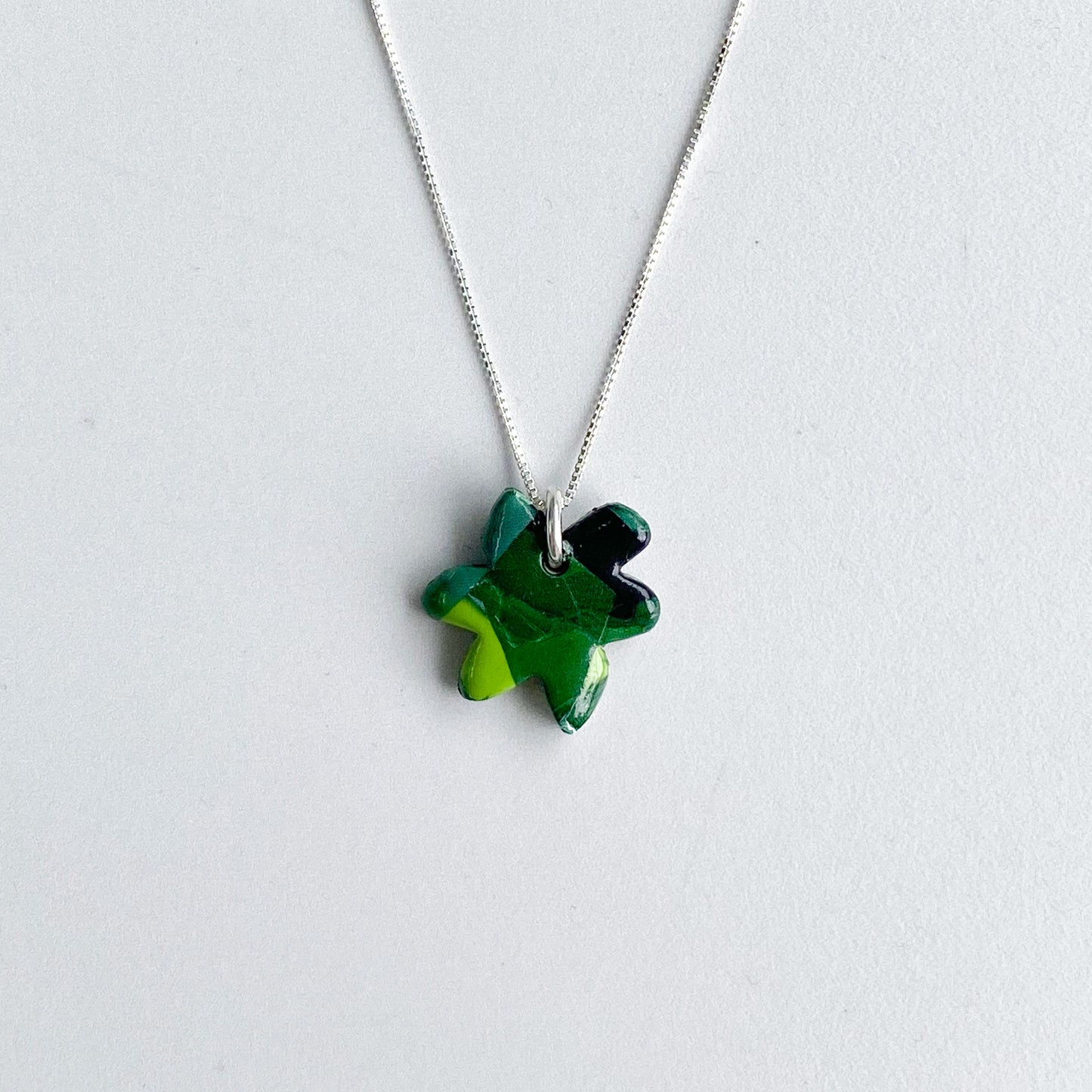 Colgante Lily Flor + Cadena de plata