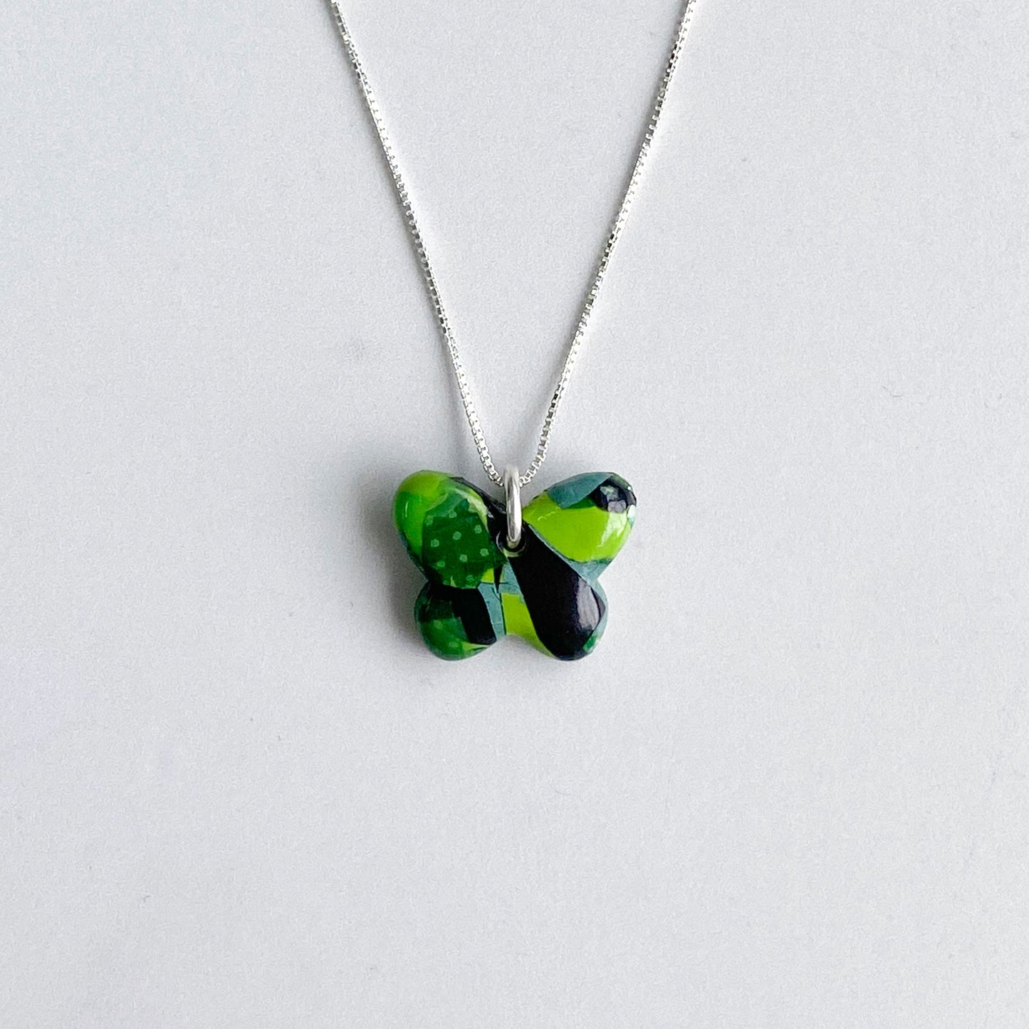 Colgante Lily Mariposa + Cadena de plata