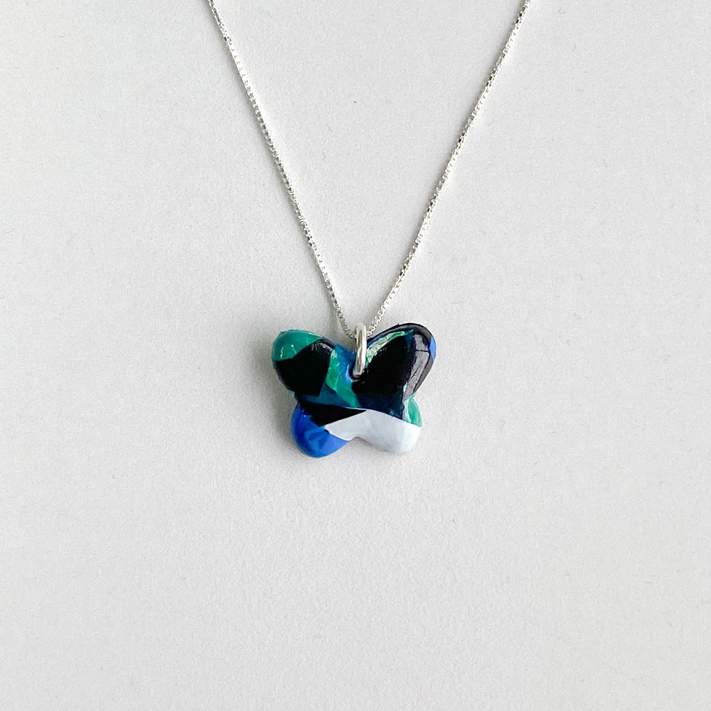 Colgante Lily Mariposa + Cadena de plata