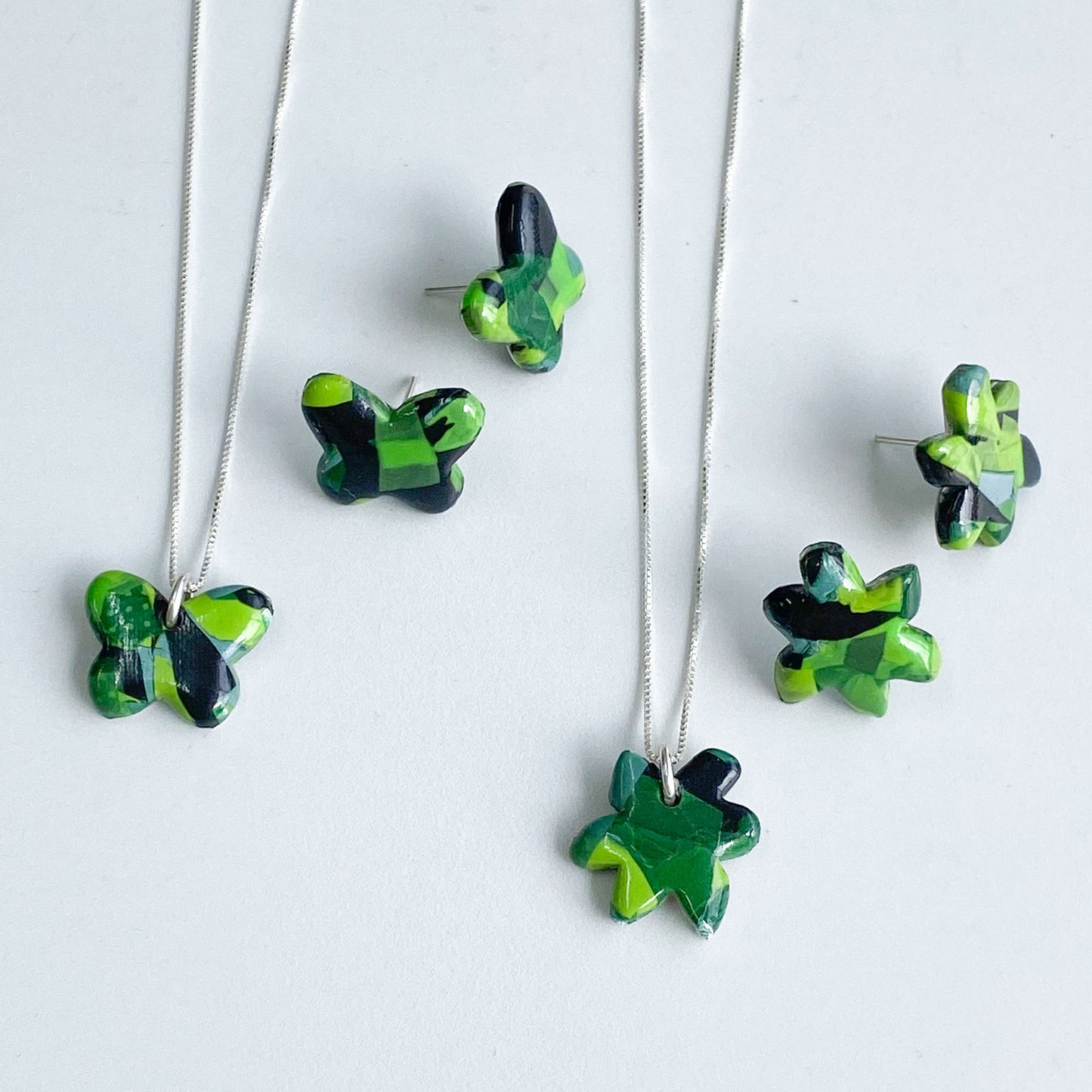 Colgante Lily Mariposa + Cadena de plata