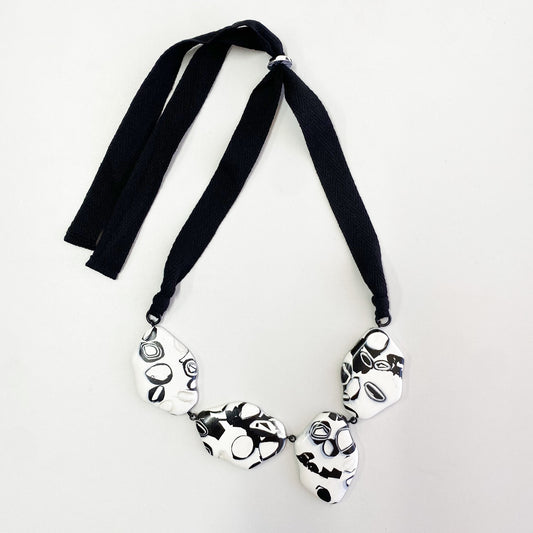 Collar Allegra 2