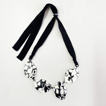 Collar Allegra 2