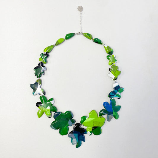 Collar Flora